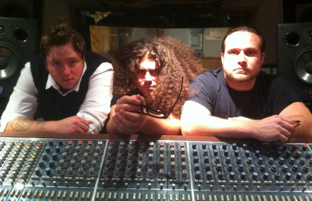 coheed and cambria - Video: Coheed and Cambria Cover "Somebody That I Used To Know"