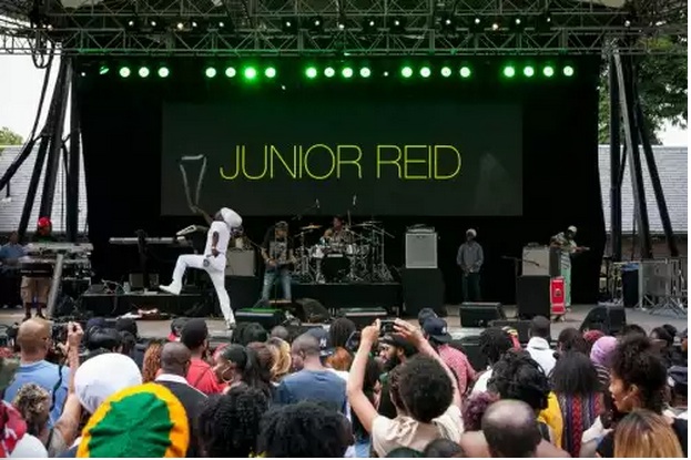 junior - Chronixx, Junior Reid + Rice & Peas #SummerStage by @PowerQuevedo @IAmChronixx @realjuniorreid #nyc