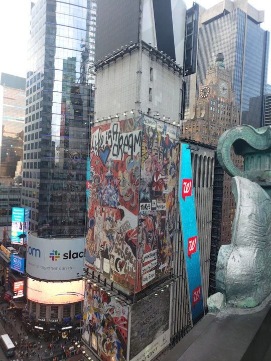 20190826 181528 540x720 - Feature: Domingo Zapata completes of Largest Mural in NYC @domingozapata @IBEROSTAR_ENG #domingozapata