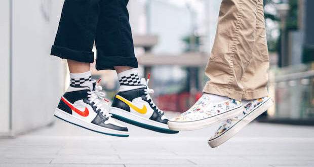 photo 1617906641143 2bfcd52ec640 620x330 - 5 Artist Sneaker Collabs That You Should Have in Your Closet