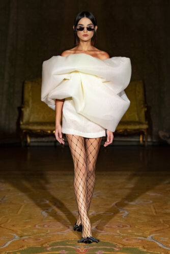 juana martin s22 04 334x500 - Juana Martín SPRING/SUMMER 2022 Couture: Reborn