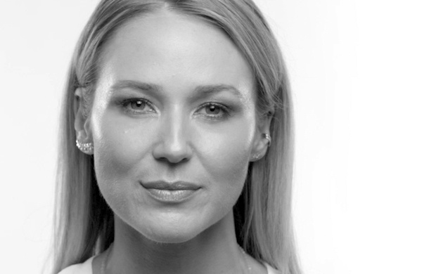 Jewel Didn't Want to Be a 'Statistic' After Moving Out at 15 (Exclusive)
